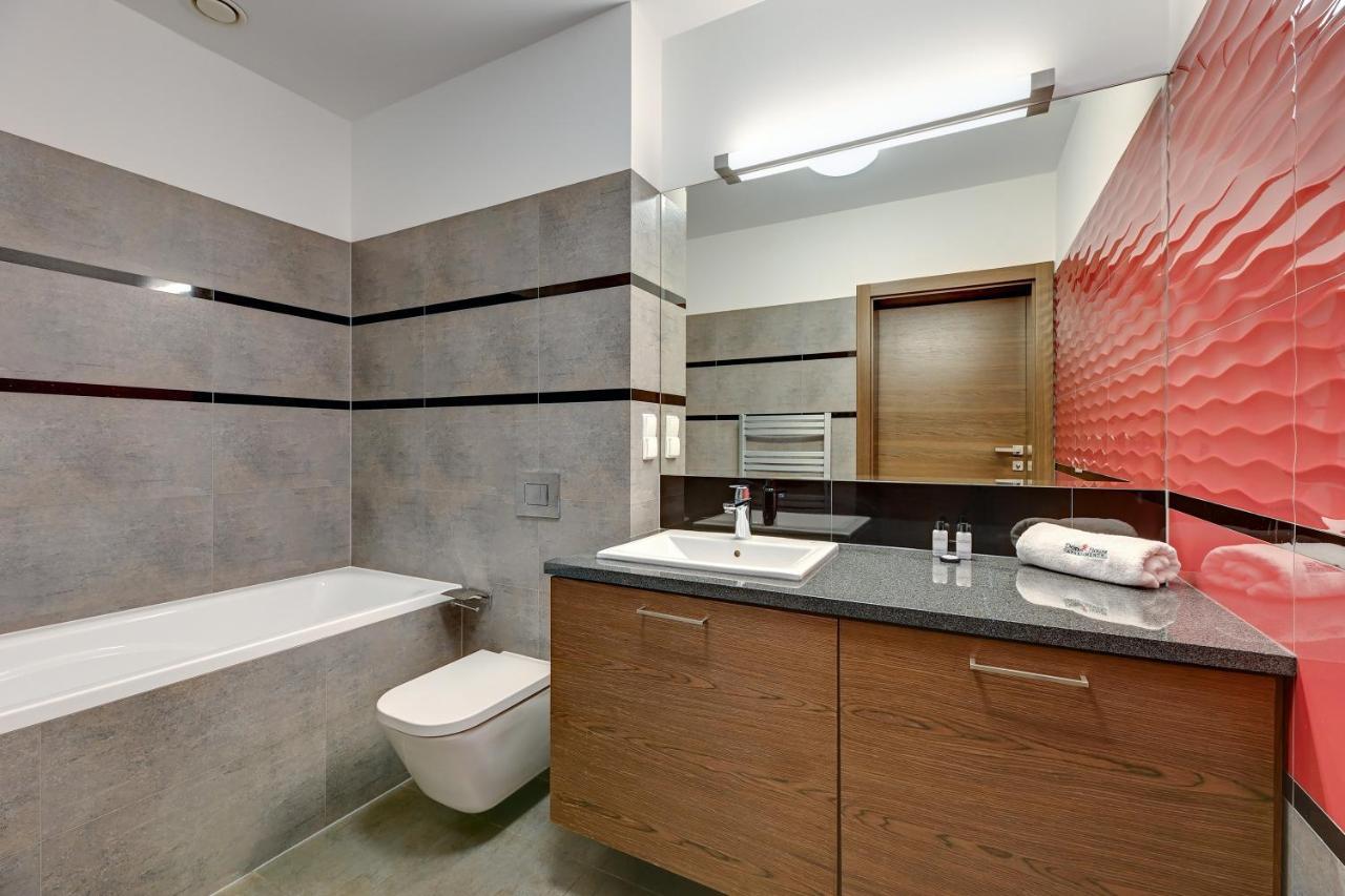 Dom & House Apartments - Old Town Tobiasz Residence กดัญสก์ ภายนอก รูปภาพ