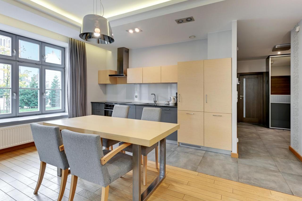 Dom & House Apartments - Old Town Tobiasz Residence กดัญสก์ ภายนอก รูปภาพ